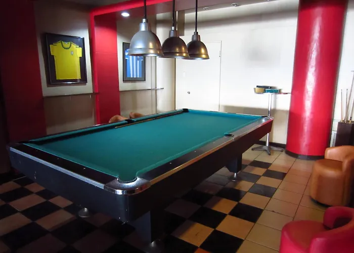 Hotel Mactan House 2*